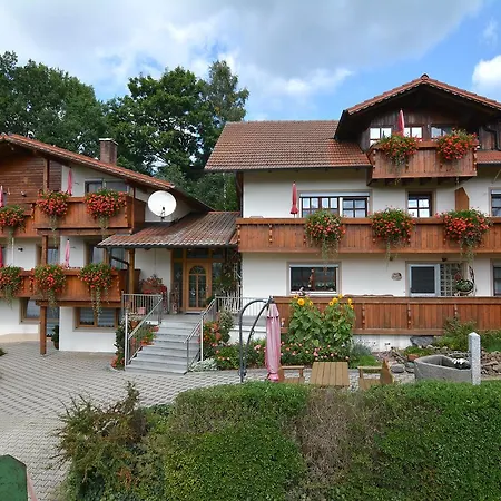 Weiß *
