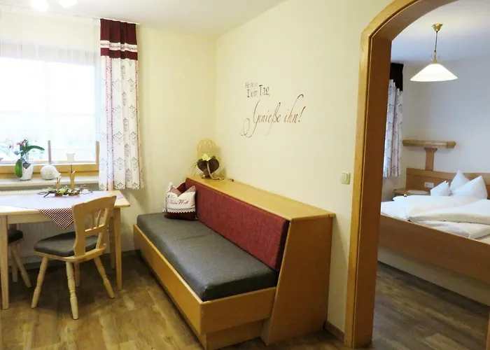 ゲストハウス Weiss